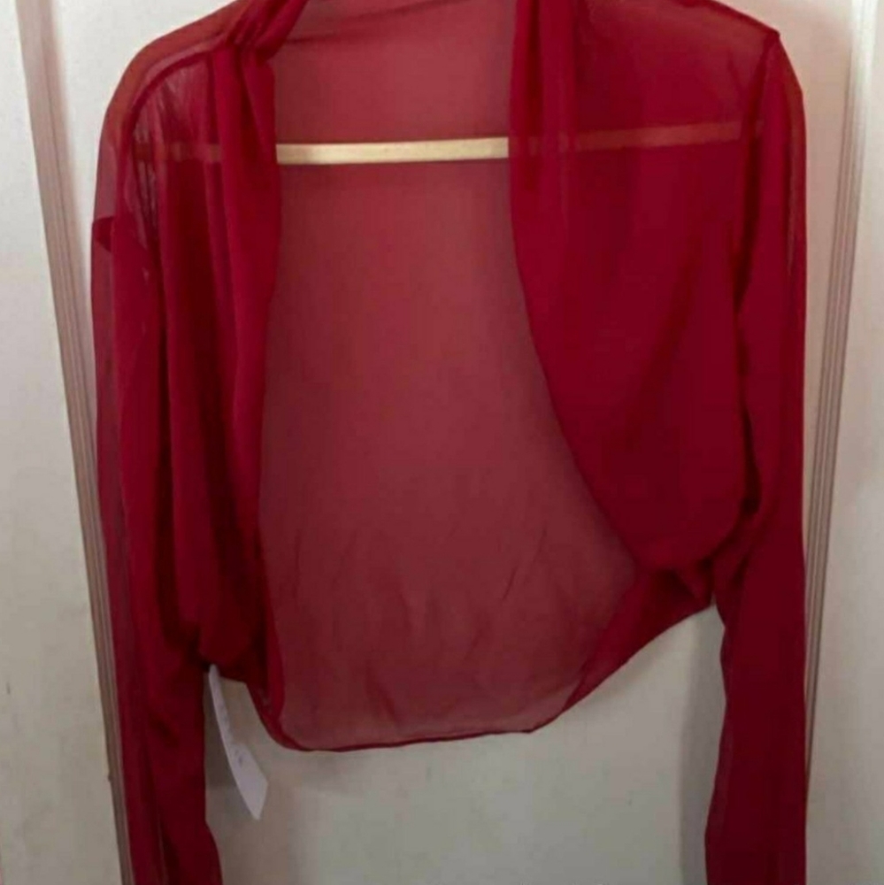 Azazie Shyann mesh wrap. Burgundy  in color and size A26
